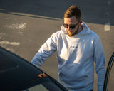 Cars & Coffee "Tallinn 2026" kapuutsiga pusa, valge