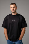 "ÜHES RÜTMIS" OVERSIZED T-SÄRK, Must