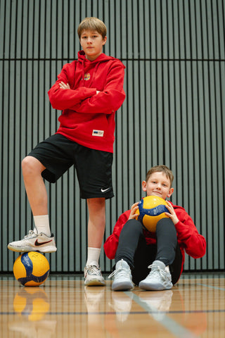 Selver Võrkpall "Keep It In The Air" kapuutsiga pusa